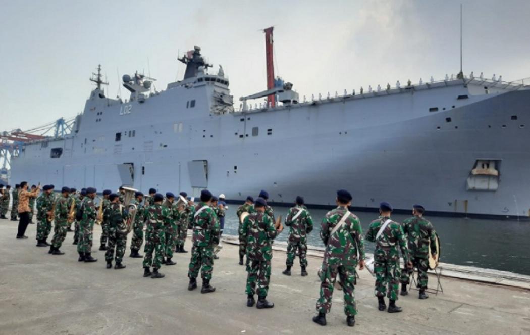 Inilah Alasan Kapal Perang Berwarna Abu-abu
