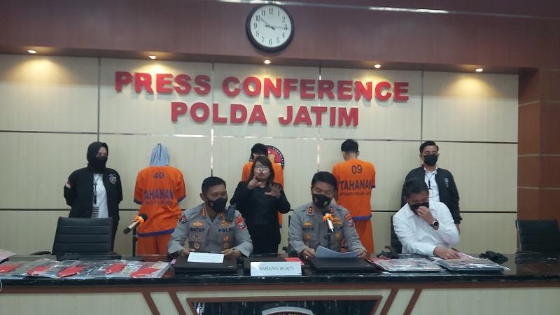 Gerebek Pinjol Ilegal di Surabaya, Polda Jatim Tetapkan 3 Tersangka 