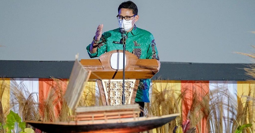 Sandiaga Uno Siapkan Dana Alokasi Khusus Bangun Pariwisata Papua