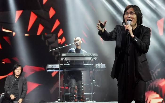 Chord Gitar dan Lirik Lagu Pupus by Dewa 19, Cinta Bertepuk Sebelah Tangan