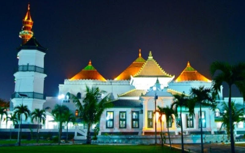 Dewan Masjid Imbau Masyarakat Tetap Patuhi Prokes saat Beribadah 