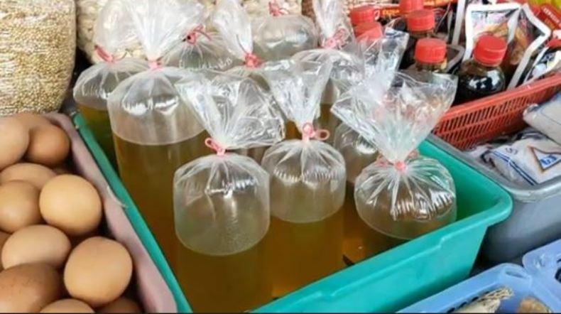 Respons Kenaikan Harga, Pedagang di Boyolali Mulai Enggan Jual Minyak Goreng Curah 