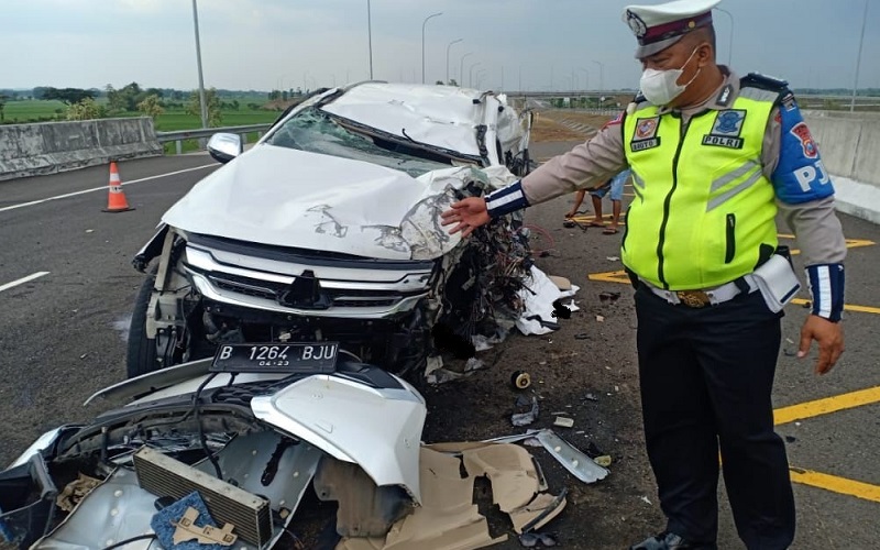 Sopir Vanessa Angel Masih Syok, Pemeriksaan Ditunda