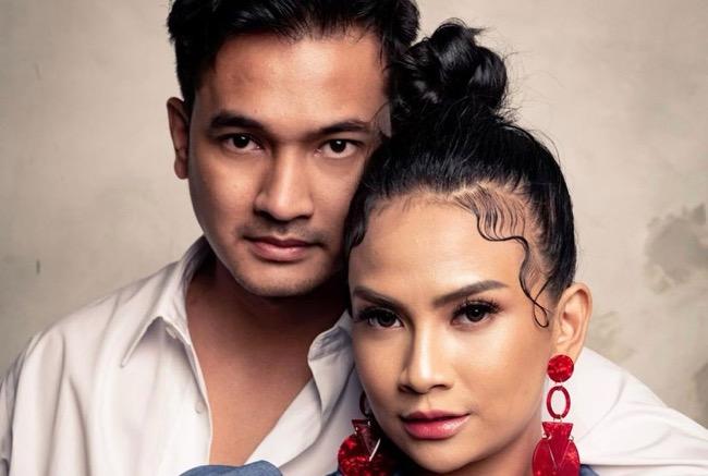 Sehidup Semati, Vanessa Angel dan Bibi Dimakamkan Satu Liang Lahat