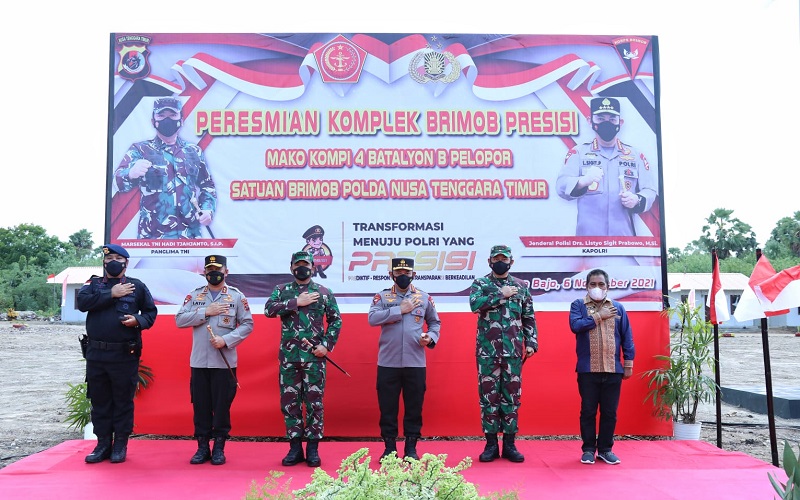 Kapolri Resmikan Pembangunan Kompleks Brimob Presisi di NTT, Ingatkan Pentingnya Sinergitas TNI-Polri