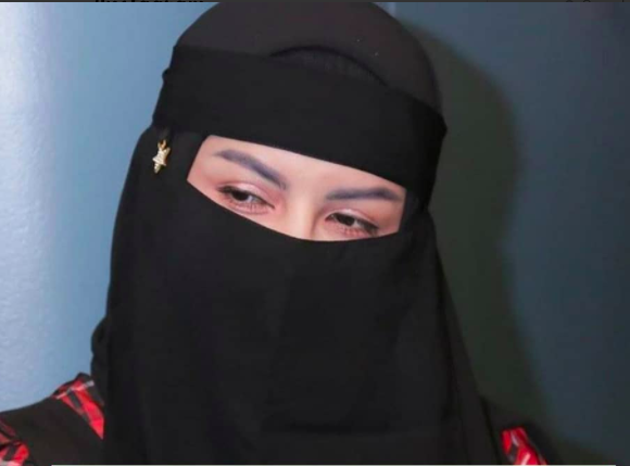 7 Artis yang Kini Ubah Penampilan Jadi Lebih Religius, Nomor 6 Tinggalkan Dunia Hiburan dan Pilih Berjualan Soto