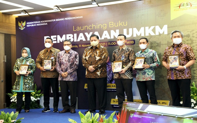 Melalui Buku Pembiayaan UMKM, Menko Airlangga Sampaikan Keberpihakan Pemerintah kepada UMKM