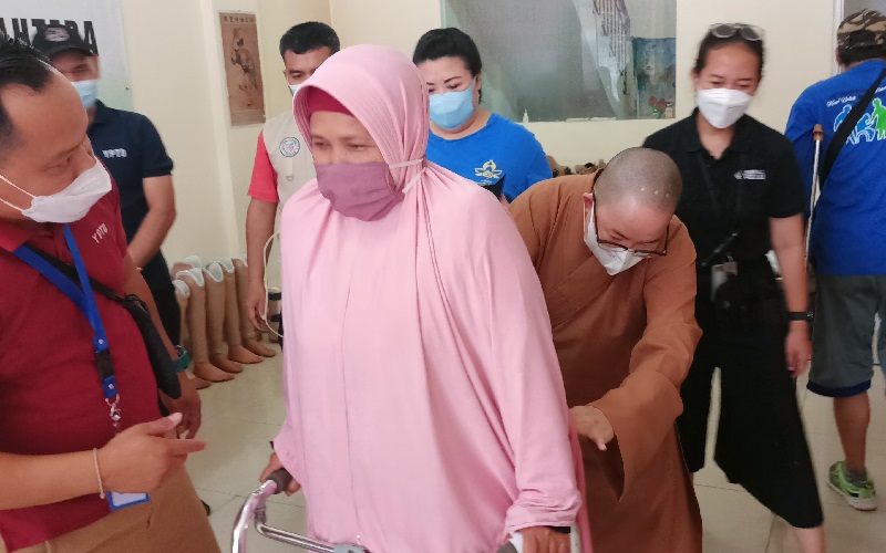 Berikan Kaki Palsu untuk Tunadaksa, YEMI: Mempermudah Mereka Supaya Lebih Nyaman