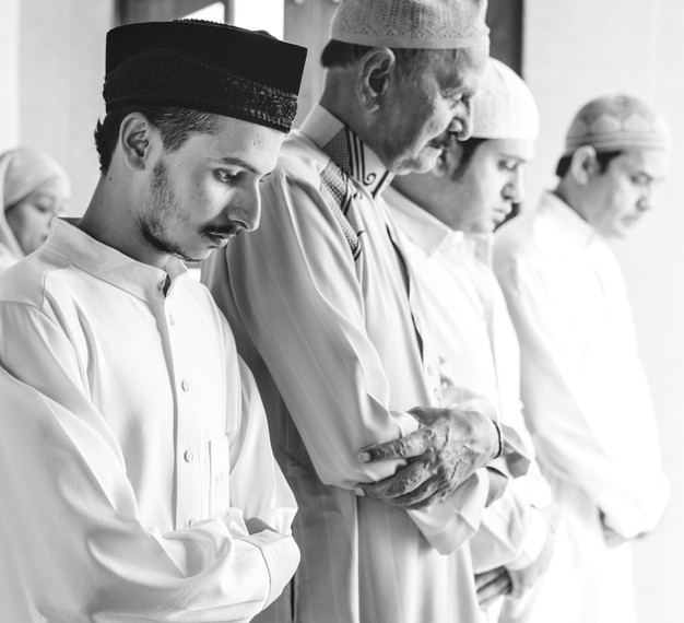 Tata Cara Shalat Gerhana Bulan atau Khusuf, Bacaan Niat Latin & Artinya