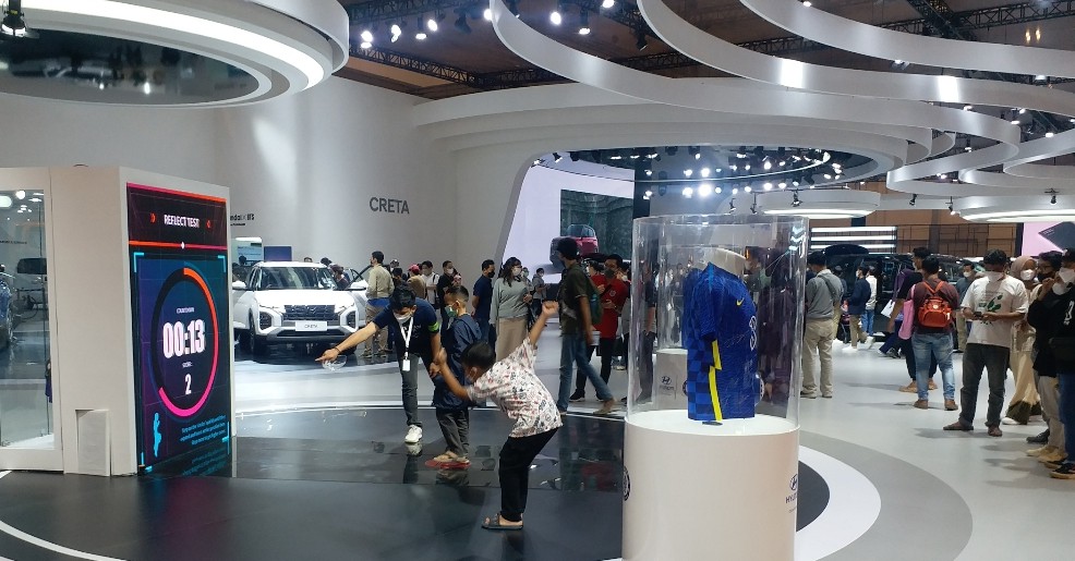 Pengunjung Membeludak, GIIAS 2021 pada Akhir Pekan Akan Dibuka Lebih Lama hingga Pukul 21.00 WIB