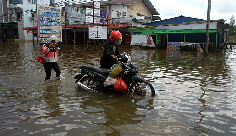90 Persen Rumah Terendam Banjir di Kalbar Sudah Nikmati Listrik