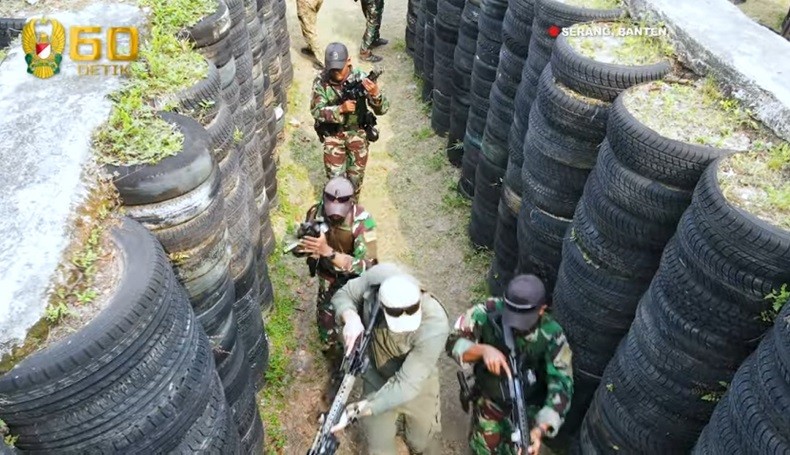 Keren dan Gagah, Ini Aksi Kopassus Latihan Bersama Tentara Australia