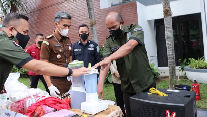 Kejari Medan Musnahkan Barang Bukti Kejahatan Senilai Rp3,3 Miliar