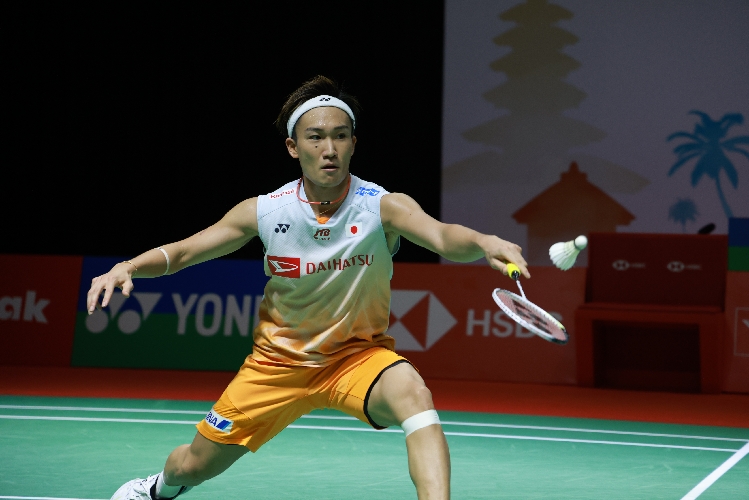 Axelsen dan Ginting Tersingkir, Kento Momota Juara Indonesia Masters 2021?