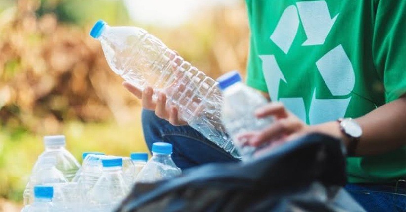 Cara Sederhana Jaga Lingkungan dengan Daur Ulang Sampah Kemasan lewat Dropbox