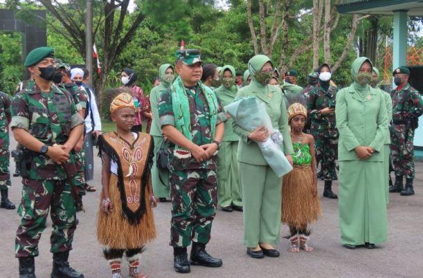 Pesan Menyentuh KSAD ke Prajurit TNI di Papua: Sayangi dan Jangan Sakiti Masyarakat