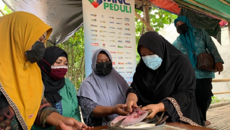 MNC Peduli Berikan Pelatihan Olah Mangrove dan Rumput Laut di Desa Hurip Jaya Bekasi