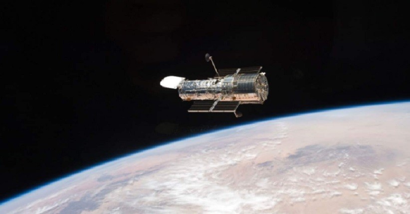 NASA Hidupkan Kembali Instrumen Penting di Hubble