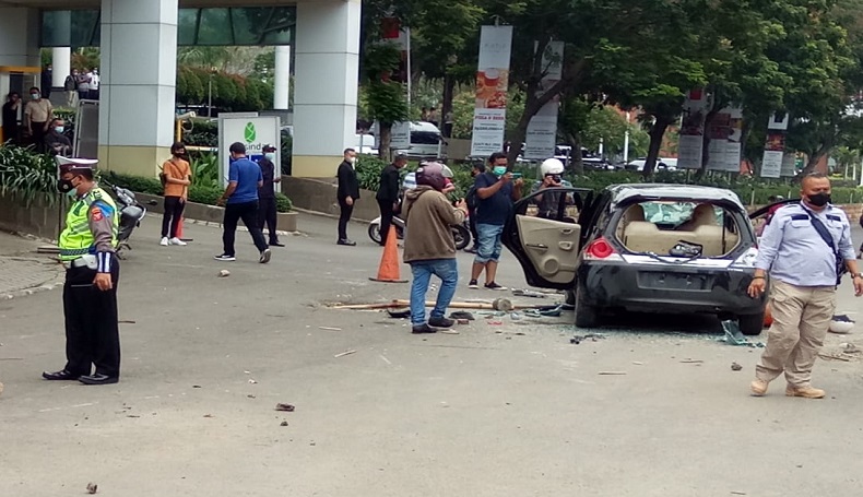 Karawang Mencekam, 2 Kelompok Massa Bentrok di Interchange, Warga Ketakutan