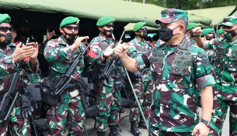 KSAD Jenderal Dudung Minta Prajurit TNI AD Rangkul KKB Papua : Mereka Saudara se-Tanah Air
