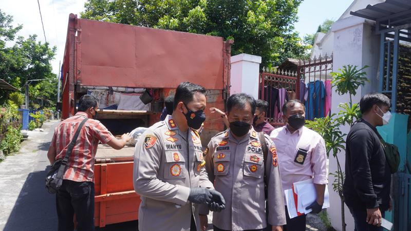 Polres Sukoharjo Selamatkan Puluhan Anjing Hendak Diperdagangkan untuk Konsumsi