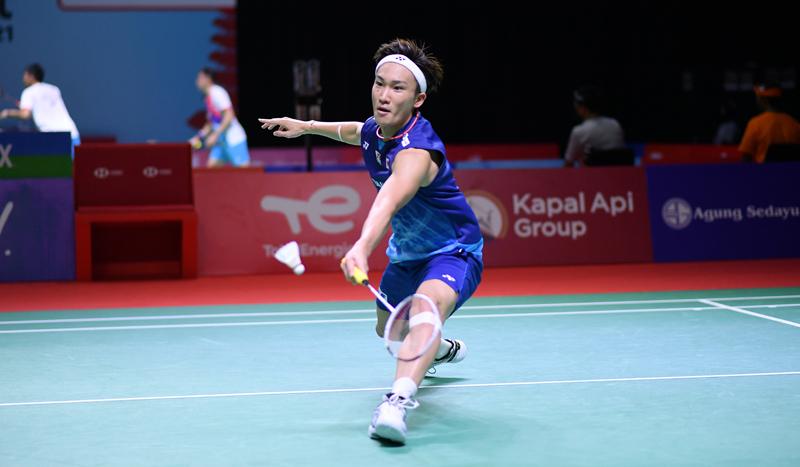 Performa Kento Momota Terus Menurun, Kalah Lagi di Babak Pertama
