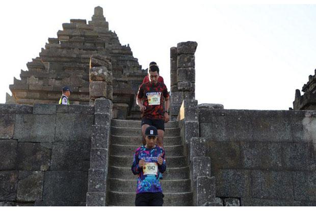 660 Pelari dari 5 Negara Ikuti Sleman Temple Run #7