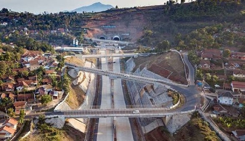 4 Seksi Tol Cisumdawu Siap Beroperasi Desember 2021, Ini Rutenya 
