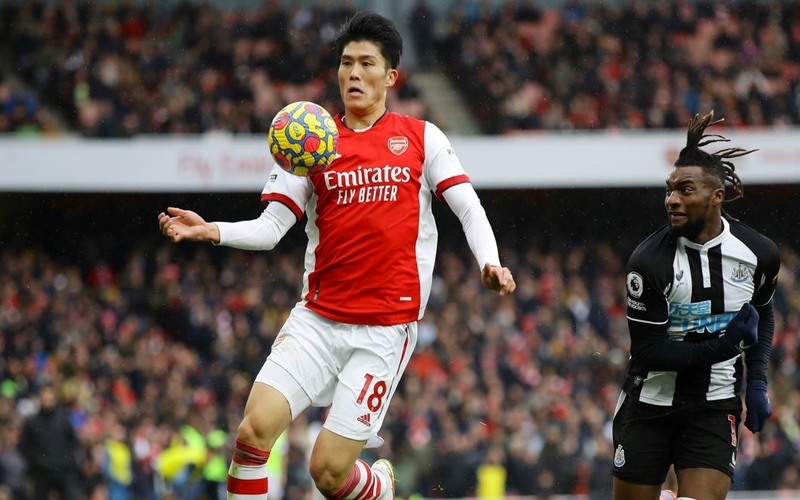 Arsenal Bungkam Newcastle 2-0, Takehiro Tomiyasu Tampil Memukau