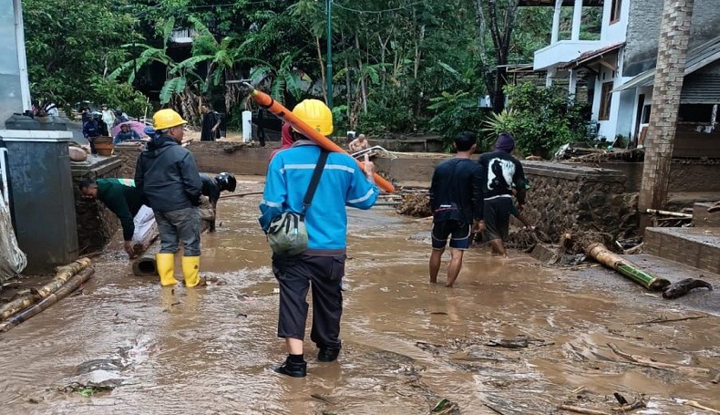 Banjir Belum Surut, 57 Gardu PLN di Aceh Timur Masih Padam 