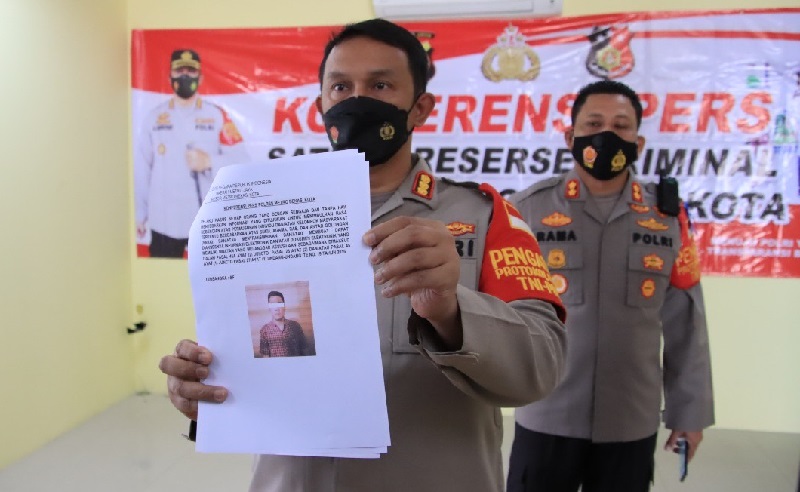 Viral Pria di Bekasi Tempelkan Kelamin Diduga ke Al Quran, Begini Faktanya