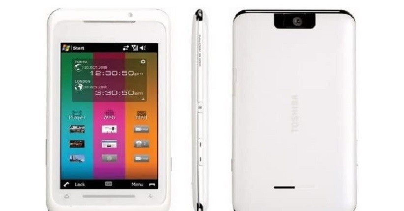 Kilas Balik: Toshiba TG01, Smartphone Pertama yang Mencapai 1GHz