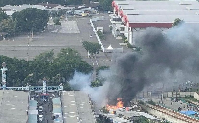 Kebakaran dekat JIExpo Hanguskan 9 Kios, Kerugian Ditaksir Rp400 Juta