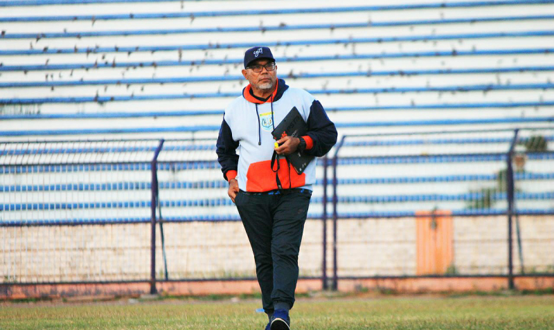 Dapat Hasil Minor di 14 Laga, Pelatih dan Asisten Persela Mundur