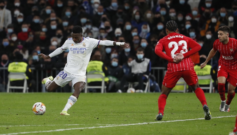 Real Madrid Hajar Sevilla, Vinicus Jr Bikin Gol Indah