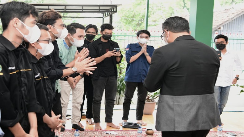 Ridwan Kamil Titip 3 Pesan Khusus ke Mahasiswa asal Jabar di Yogyakarta