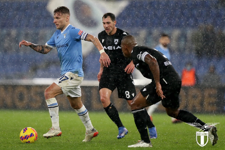 Hujan 8 Gol dan 3 Kartu Merah, Duel Lazio Vs Udinese Tanpa Pemenang