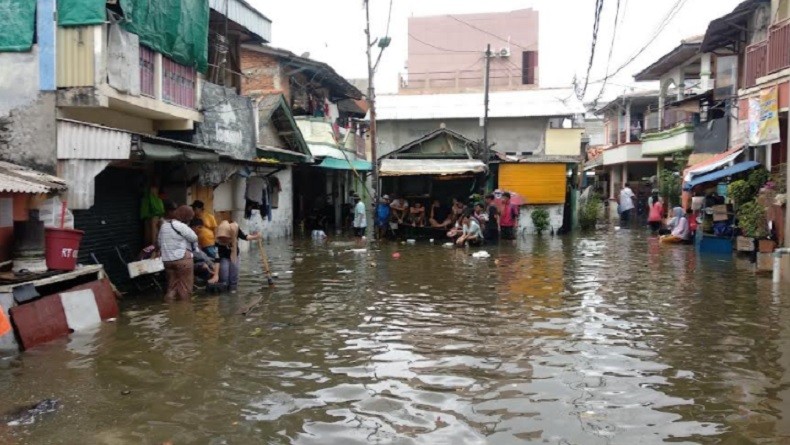 Ratusan Rumah Warga Tergenang Rob Pelabuhan Sunda Kelapa, Ketinggian Air Bervariasi