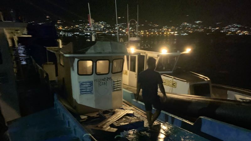 3 Kapal Nelayan Hanyut Terbawa Gelombang Tinggi Diselamatkan