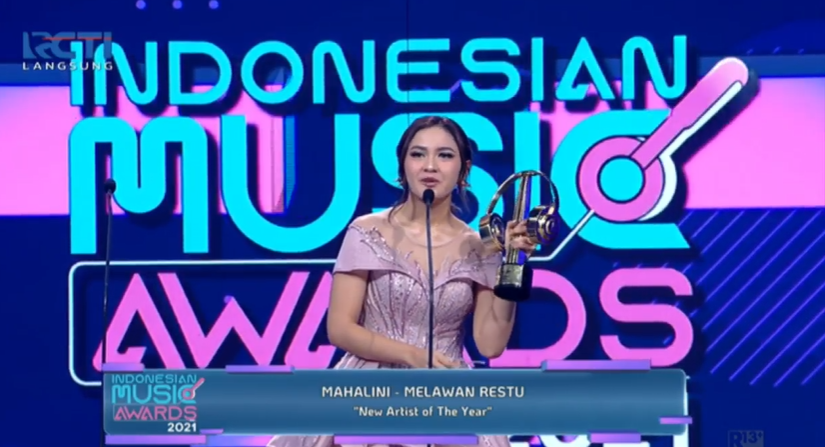 Sabet New Artist Of The Year di IMA 2021, Mahalini Ucapkan Terima Kasih untuk Almarhumah Ibu