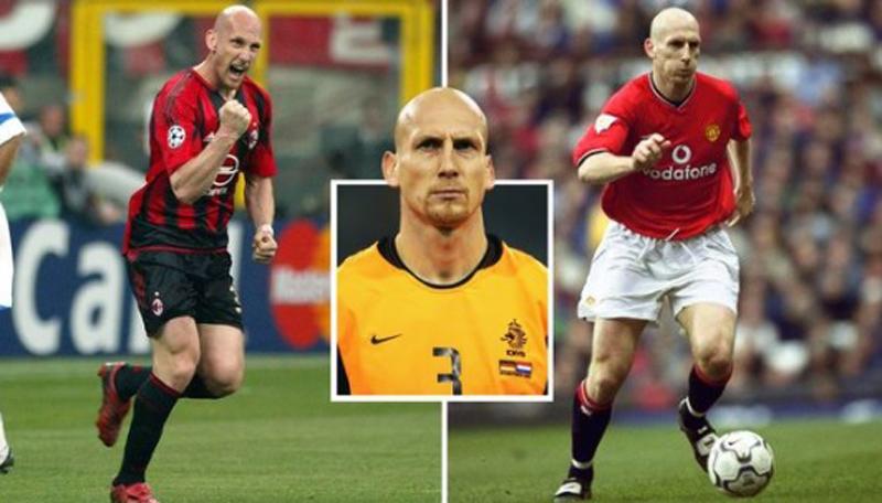 Jaap Stam Sebut Satu Striker Paling Sulit Dihentikan: Si Tua-tua Keladi Berpostur Mungil