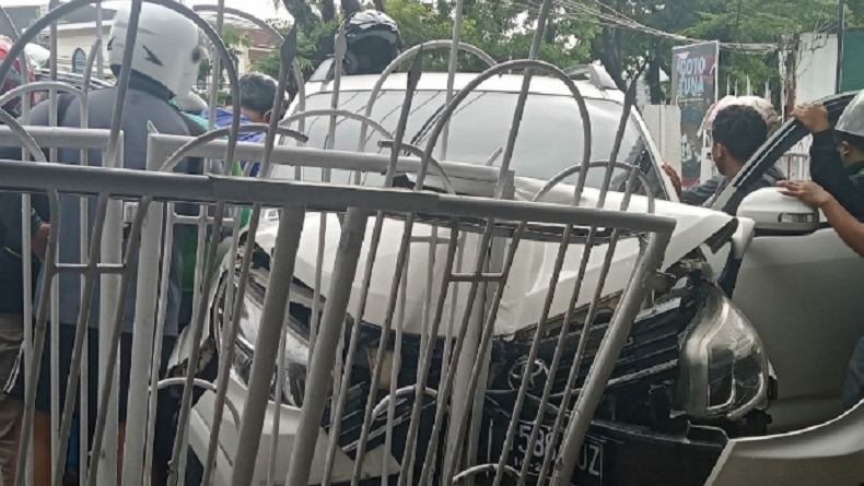 Pensiunan ASN Tewas dalam Kecelakaan Mobil di Makassar