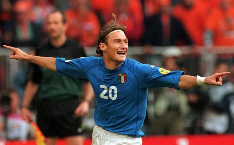 Pilih Messi atau Ronaldo, Jawaban Francesco Totti Bikin Ngakak