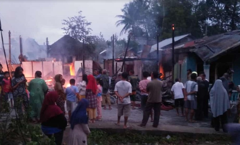 Kerugian Kebakaran di Solok Selatan Capai Rp407 Juta, 9 KK Mengungsi 