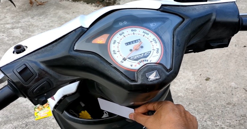 Cara Buat Kunci Motor Pakai Kartu RFID E-KTP 
