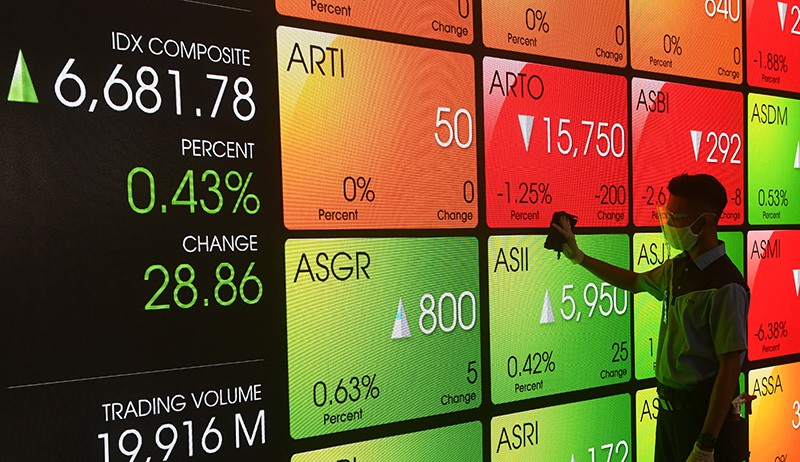 Hari Pertama IPO, Saham Semacom Integrated (SEMA) Melesat 34 Persen