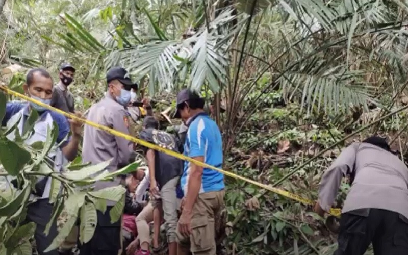 Tragis, Warga Karangasem Tewas Tertimpa Pohon saat Istirahat Makan