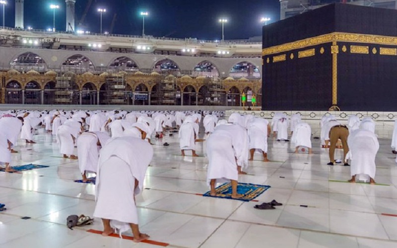 Gara-Gara Omicron, Pemerintah Tunda Lagi Keberangkatan Umrah hingga 2 Januari 2022