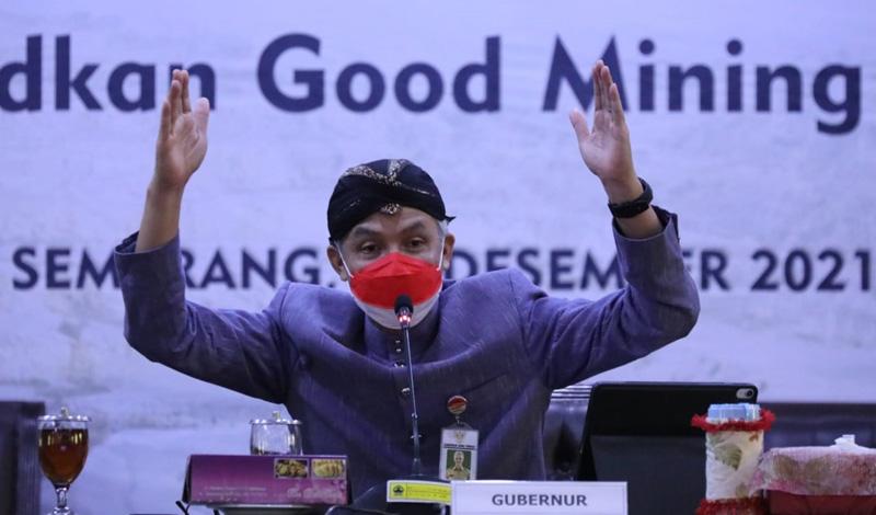 Antisipasi Omicron, Ganjar Imbau Warga Jateng Tetap di Rumah Selama Libur Nataru