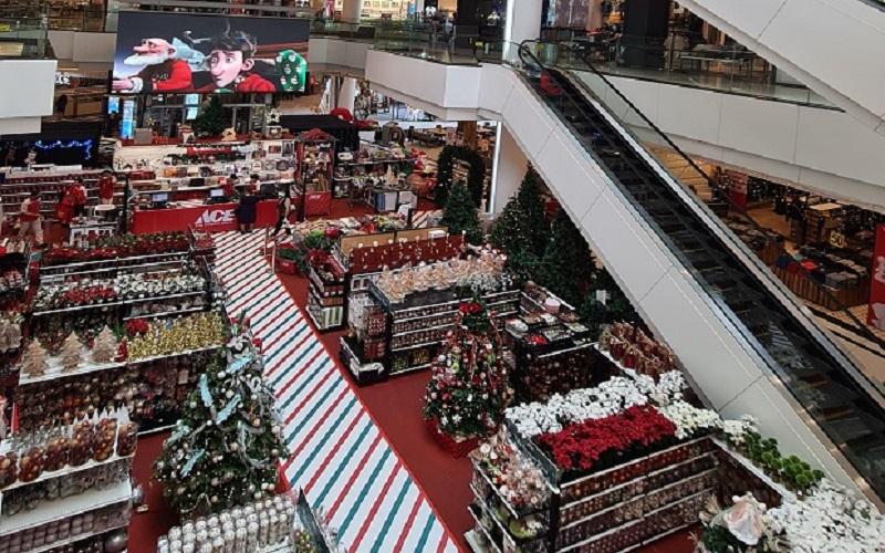 Holiday All Day Sale,  Saatnya Belanja Hemat Sampai 70 Persen di Living World Alam Sutera